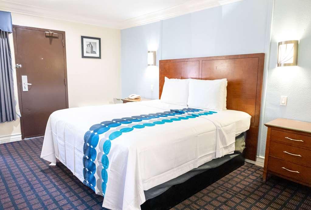 Baymont By Wyndham College Park Atlanta Airport South Hotel Szoba fotó