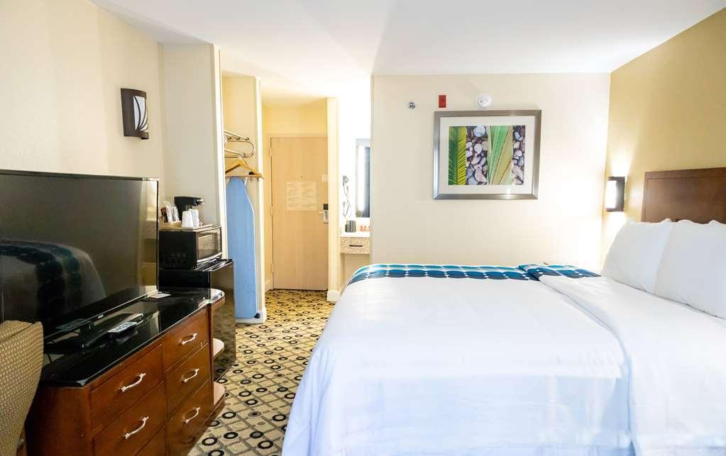 Baymont By Wyndham College Park Atlanta Airport South Hotel Szoba fotó